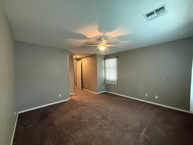 Building Photo - 287 E Kaibab Dr