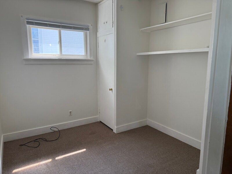 Building Photo - 83 Greenbush St