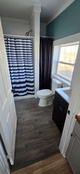 Building Photo - 120 2nd St