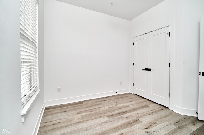 Building Photo - 519 Fulton St