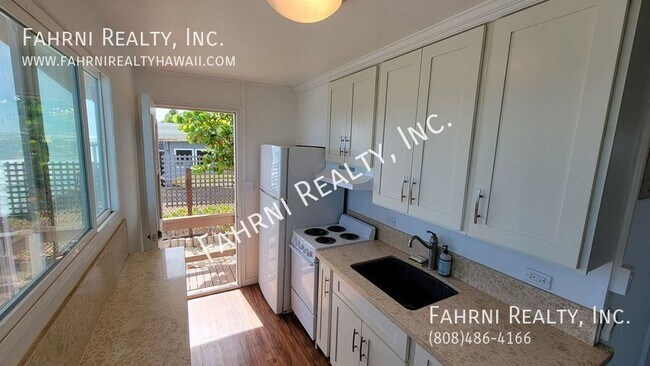 Building Photo - 91-501 Ewa Beach Rd.-#C