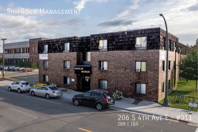 Primary Photo - 206 S 4th Ave W