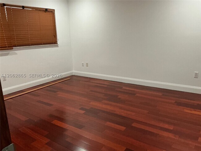 Building Photo - 8559 SW 115th Pl