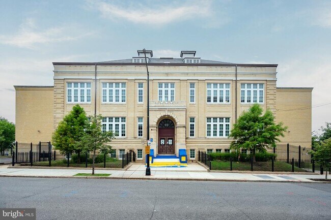 Building Photo - 1516 Marion Barry Ave SE