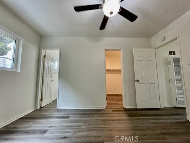 Building Photo - 1803 W Sumac Ln