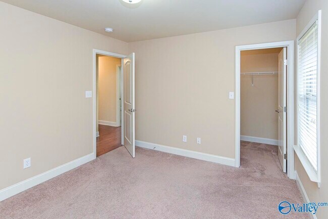 Building Photo - 29788 NW Crockett Run Ln