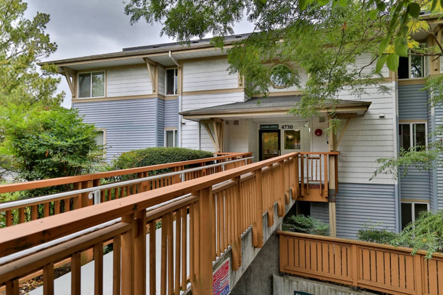 Building Photo - 4760 21st Ave NE