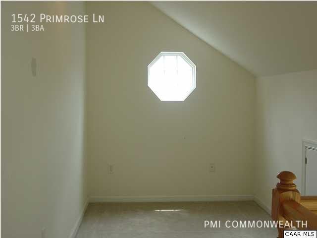 Building Photo - 1542 Primrose Ln