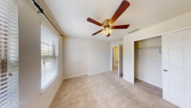 Building Photo - 13950 Berryview Rd