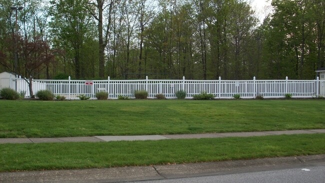 Building Photo - 4630 Cox Dr