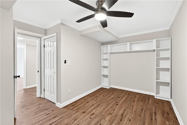 Building Photo - 4933 Dana Dr NE