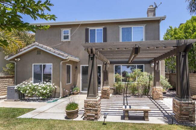 Building Photo - 28031 Alta Vista Ave