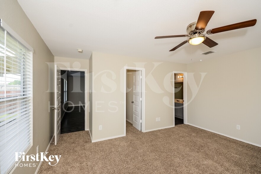 Building Photo - 1207 Bellevue Dr