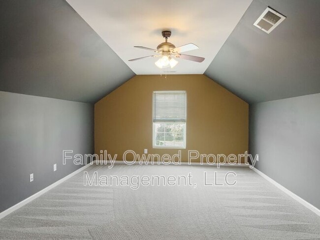 Building Photo - 266 Mayfield Dr