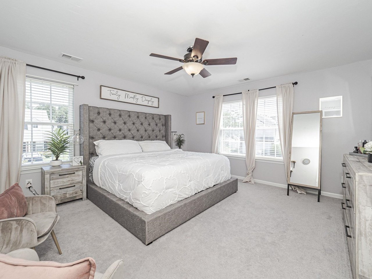 Building Photo - 8117 Bright Oak Trail
