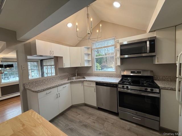 Building Photo - 35 Youngs Hill Rd