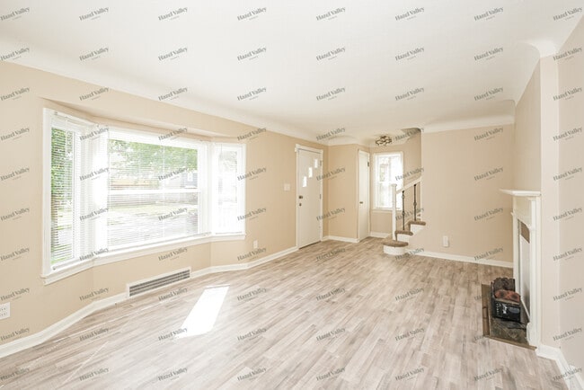 Building Photo - 17207 Stockbridge Ave