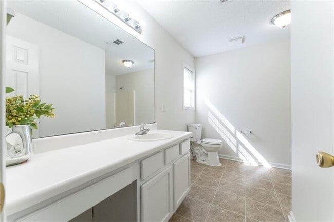 Building Photo - 7065 Mahonia Pl