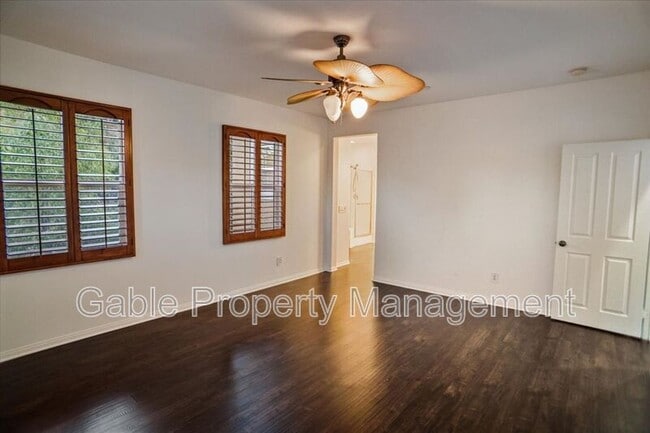 Building Photo - 27023 Fairway Ln