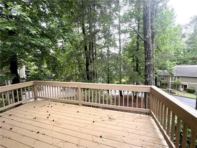 Building Photo - 3030 Steeplechase Dr