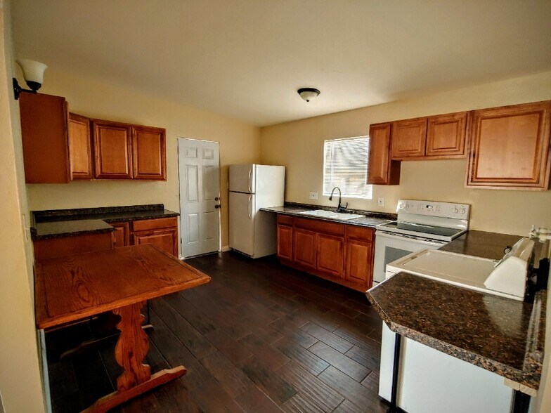 Building Photo - 71938 Gorgonio Dr