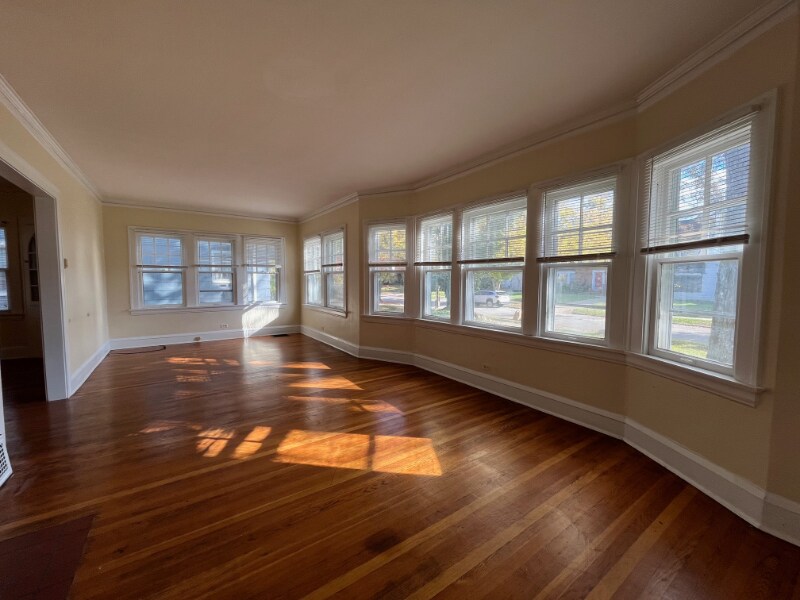 Building Photo - 17611 Winslow Rd