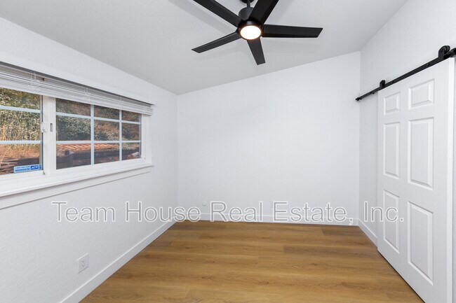 Building Photo - 18735 Bookham Dr