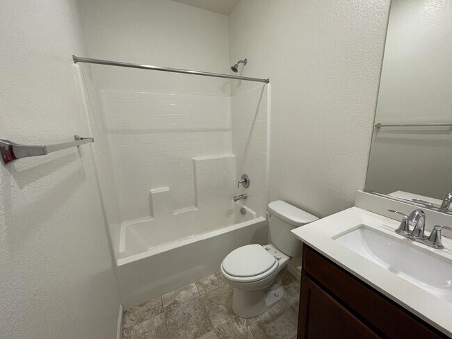 Building Photo - 3963 Samuelson Way