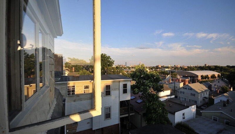 Building Photo - 54 Atherton St