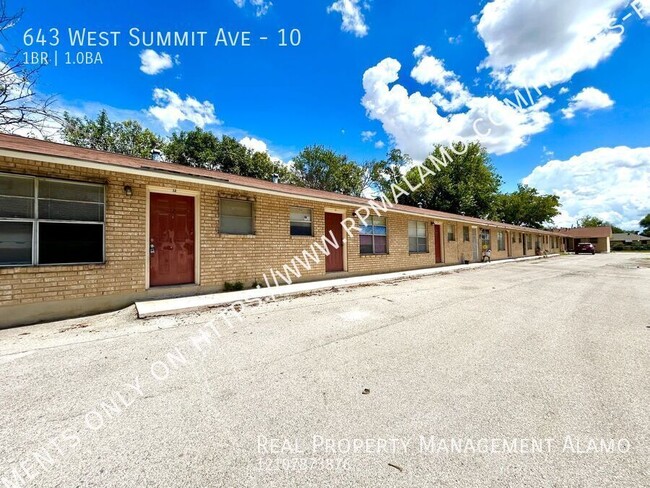 Primary Photo - AVAILABLE NOW! 1 Bedroom / 1 Bath Unit Nea...