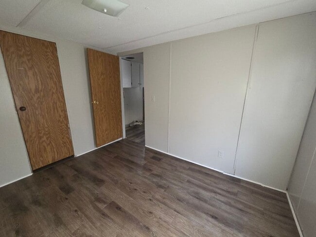 Building Photo - 614 Oakland Church Rd