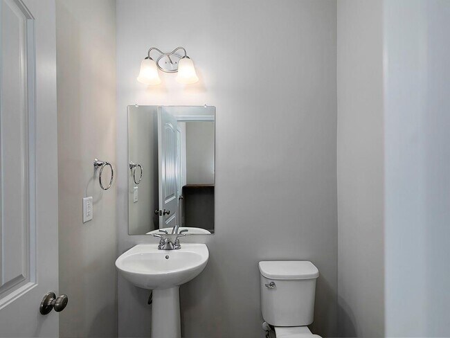 Building Photo - 6365 Lantana Village Way