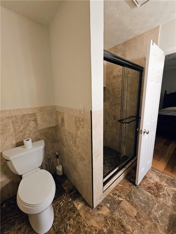 Building Photo - 2100 Bennington Ct