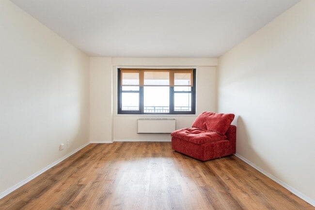 Building Photo - 7855 John F. Kennedy Blvd