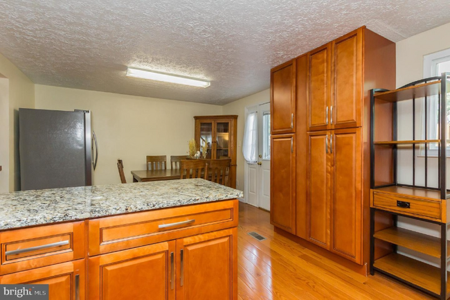 Building Photo - 9239 Redbridge Ct