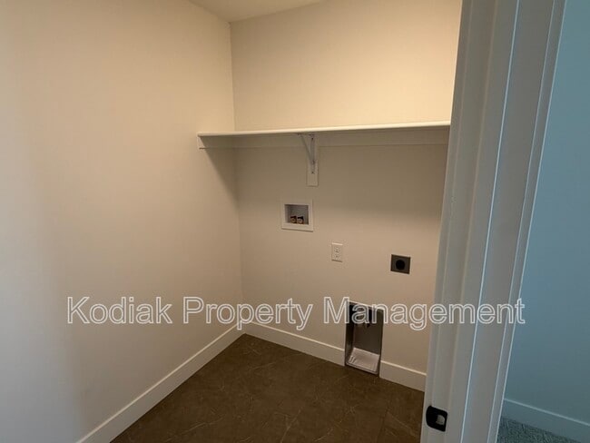 Building Photo - 8812 S Cys Pk Lane