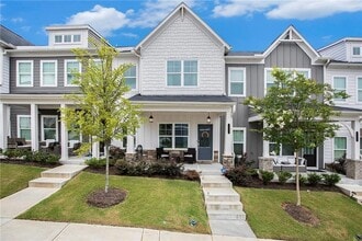 Building Photo - 1961 James Red Moore Blvd