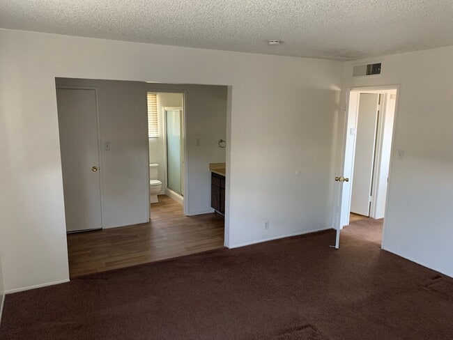 Building Photo - 2624 Kilcarey Ct