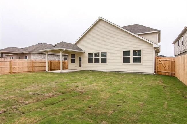 Building Photo - 17012 Lathrop Ave