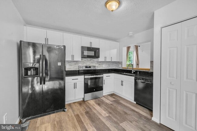Building Photo - 6799 Snow Goose Ct