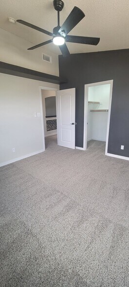 Building Photo - 3600 Tierra Bahia Dr