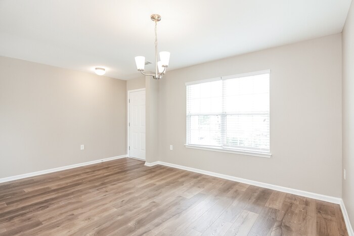 Building Photo - 1800 Windy Willow Ln