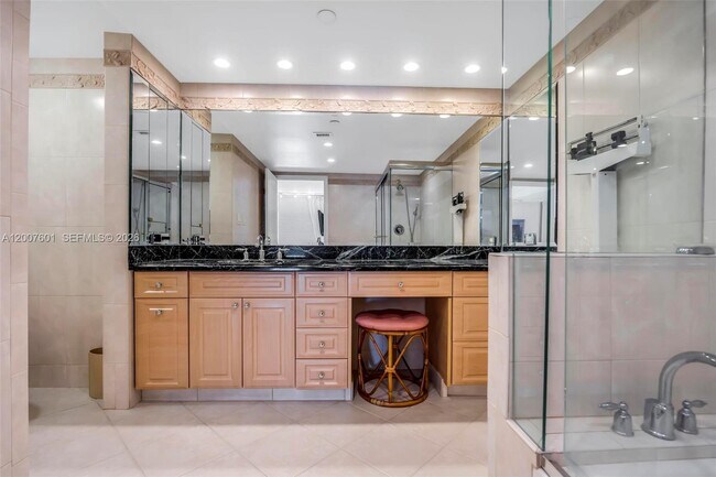 Building Photo - 19707 Turnberry Way