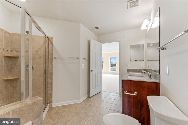 Building Photo - 43518 Stonecliff Terrace