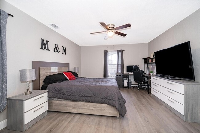 Building Photo - 3007 Stillwater Dr