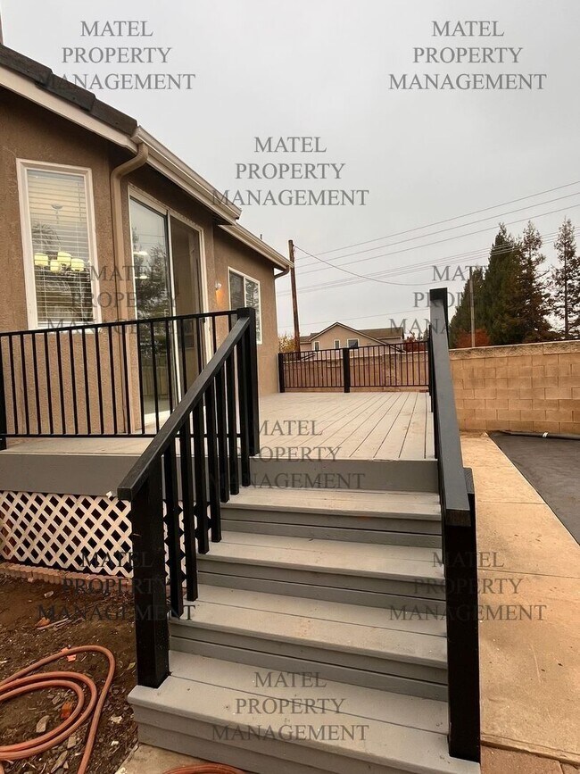 Building Photo - No Deposit