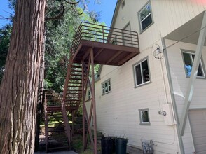 Building Photo - 736 Rocky Loop