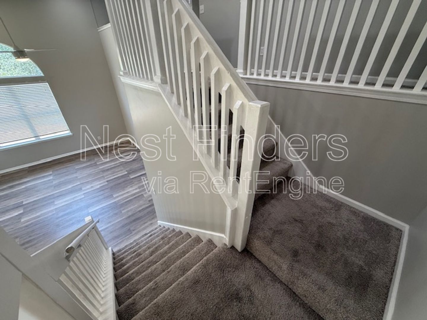 Building Photo - 830 S Lilac Loop