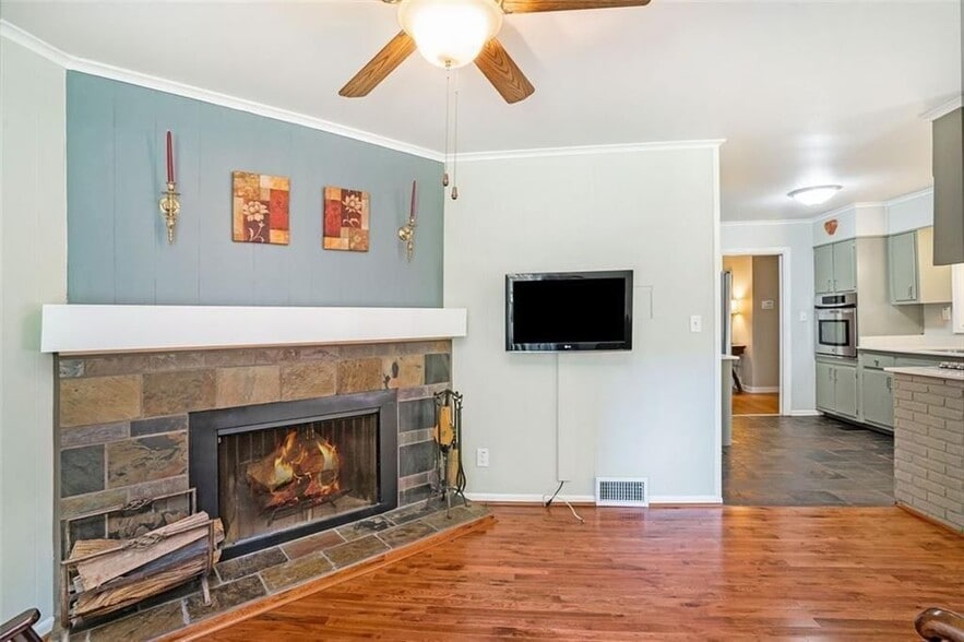 Building Photo - 1220 Blueberry Trail