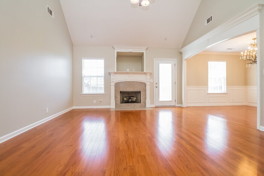 Building Photo - 1511 Antebellum Dr